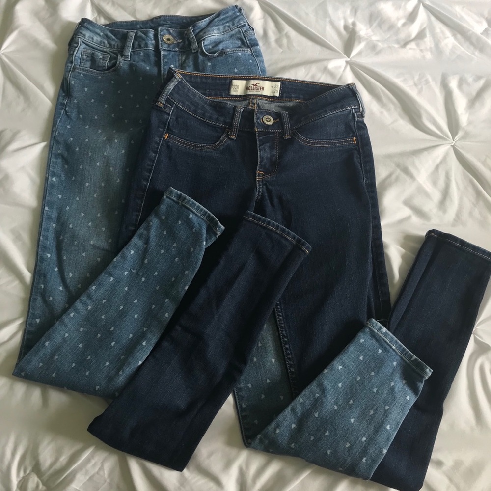 2 pair junior jeans Hollister Bullhead size OOR